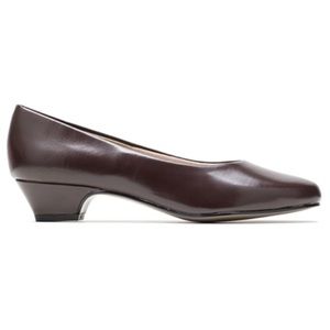 Women’s Soft Style by Hush Puppy Angel ll Classic Pumps-Size 8  EW (Extra Wide)